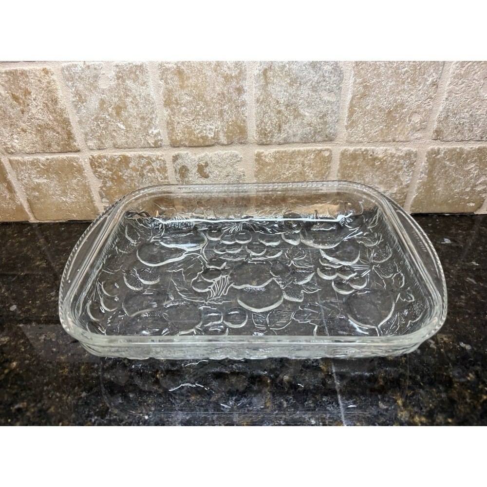 Libbey Orchard Embossed Fruit Casserole Dish 14" x 9.75" Baking Lasagna
